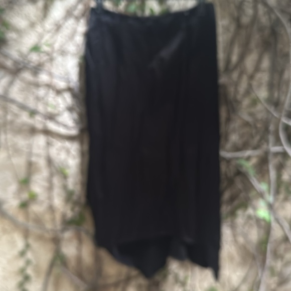 Mukzin Charming Slim Fit Skirt - Picture 8 of 9